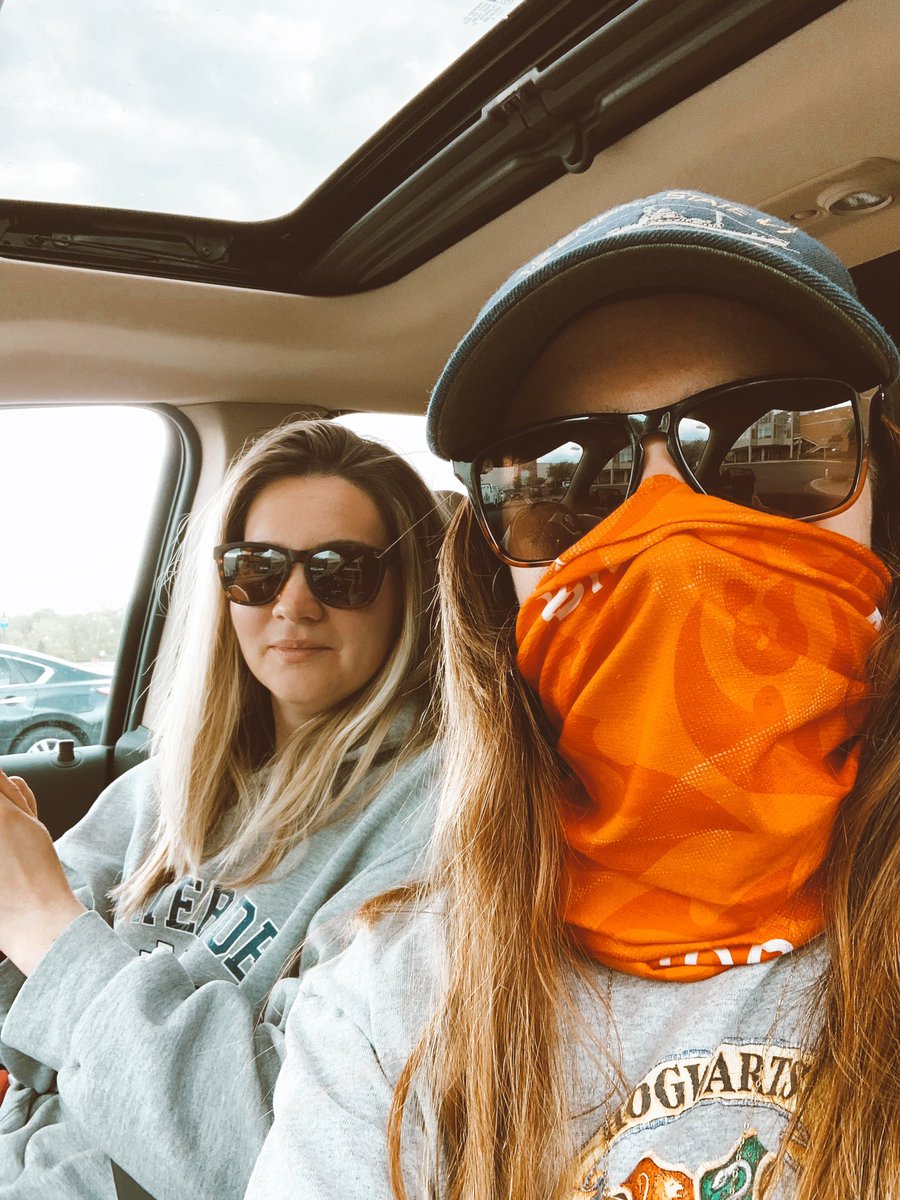 kelseyyi's tweet image. I’ve spent the last hour on @BUFF_USA shopping for myself instead of my Secret Santa...  #BUFFBR @BibRave