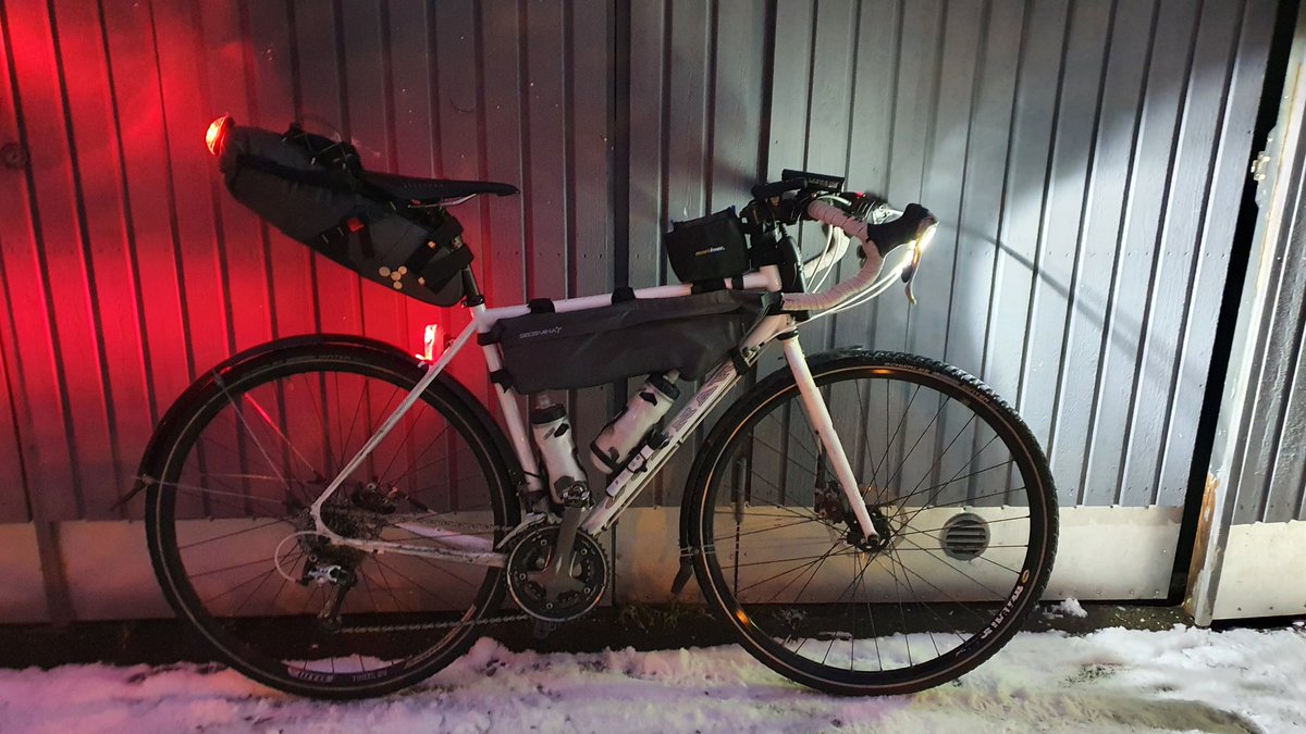 Valmista. #talvipäivänseisaus Oulusta liikkeelle ja Kokkolassa aamulla.