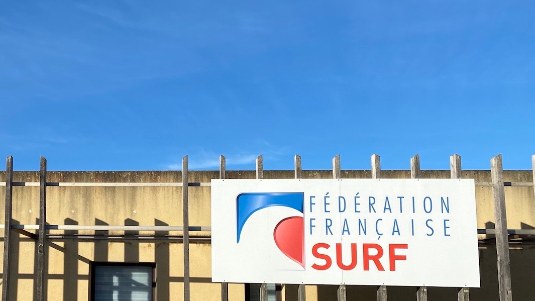 Jacques Lajuncomme, 64 ans, a été élu président de la Fédération Française de Surf ce samedi à l'issue d'une Assemblée Générale élective en visio conférence et d'un vote électronique. Il succède à Jean-Luc Arassus, président depuis 2005.
Le communiqué 👉 bit.ly/37vU4ZI