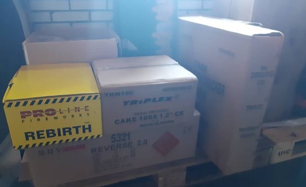 Opnieuw vuurwerk gevonden door de politie -..