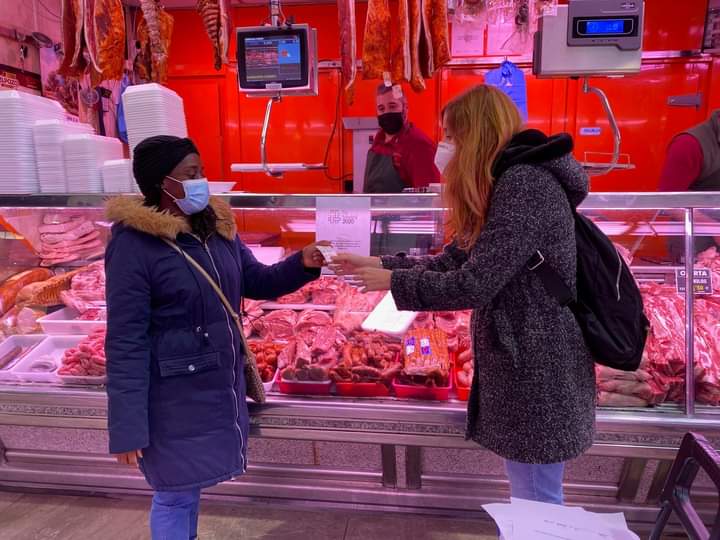 Estos son los establecimientos que han colaborado con nuestro programa <a href="/pormadrid_2020/">pormadrid2020</a> del <a href="/mdomaravillas/">Mercado de Maravillas</a> de Maravillas. Nuestros usuarios del programa han podido recibir lotes de productos frescos de primera calidad.  

Gracias por vuestra colaboración.