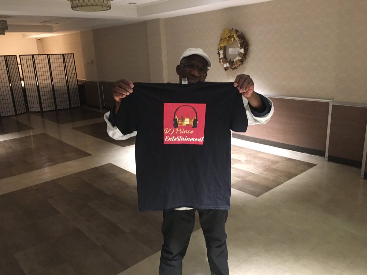djprinceent's tweet photo. Good morning from Dj Prince Entertainment 🎧🔥
.
.
.
.
.
.
@djprinceent for Dj blogs/music mixes/content 🎧👑
#djprinceentertainment #NewYork #NYC #partytime #dj #mobiledj #teeshirtdesign #teeshirts #rockawaybeach #LikeForLikes #shareforshare #vibe #urbanmusic #housemusic #love https://t.co/yEV1jqklNw