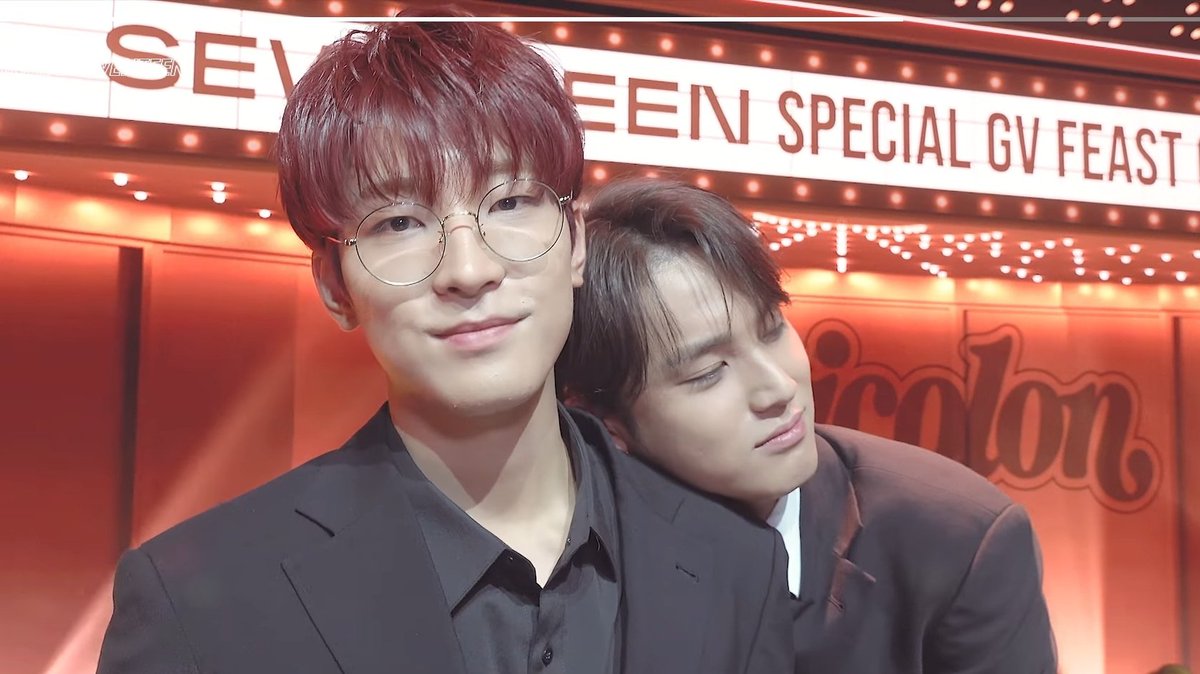 wonubliss's tweet photo. mingyu recharging 🥺 https://t.co/hFINSrWsI4