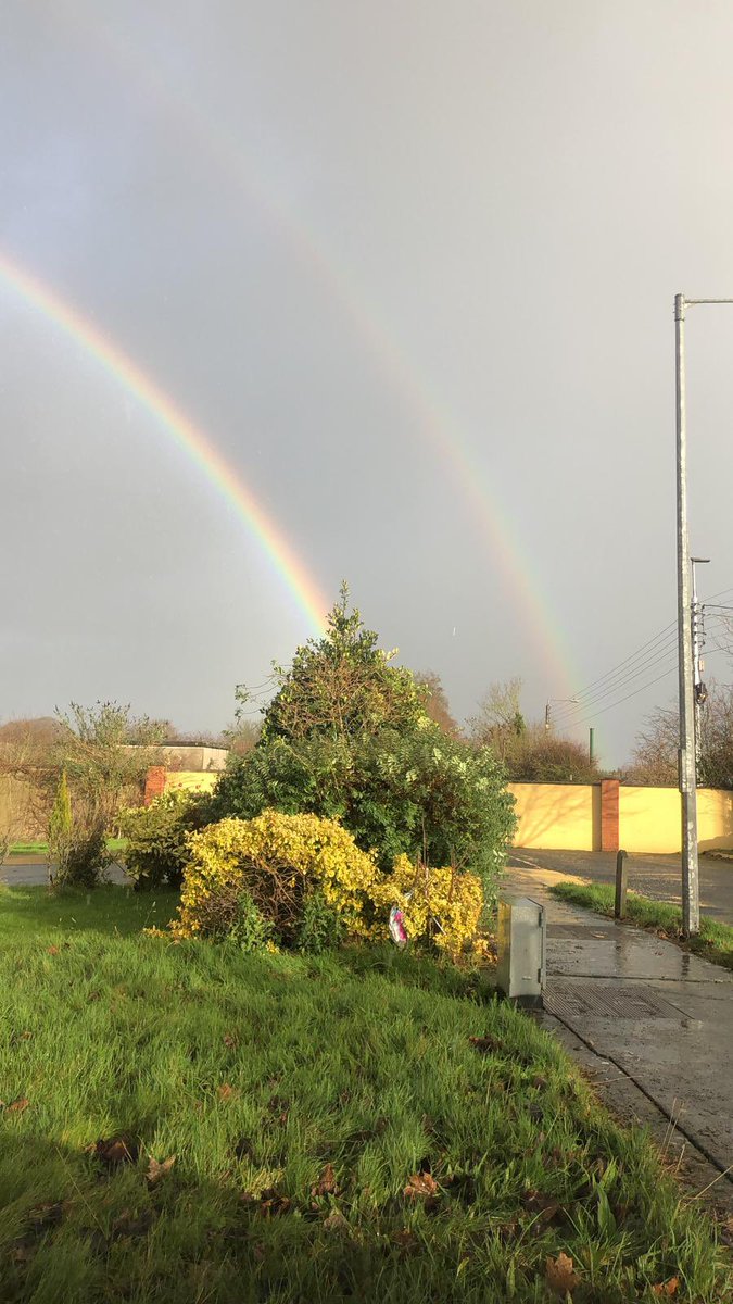 IrishTiger23's tweet photo. DOUBLE RAINBOW 🌈 in Ireland 🇮🇪 
#Today #FromFriend #Sign #GoIrish
@TNNDN https://t.co/tjhFRn6QD0
