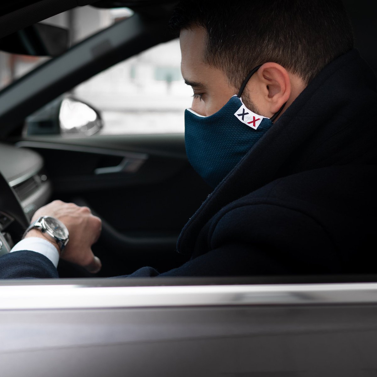 masquexix's tweet photo. Froid, particules et pollution ? Partez à la conquête de la #ville en deux roues, à pied ou en voiture avec @masquexix : il vous protège même en roulant.
#masquexix #city #urban #madeinFrance https://t.co/XxUZRsccHV