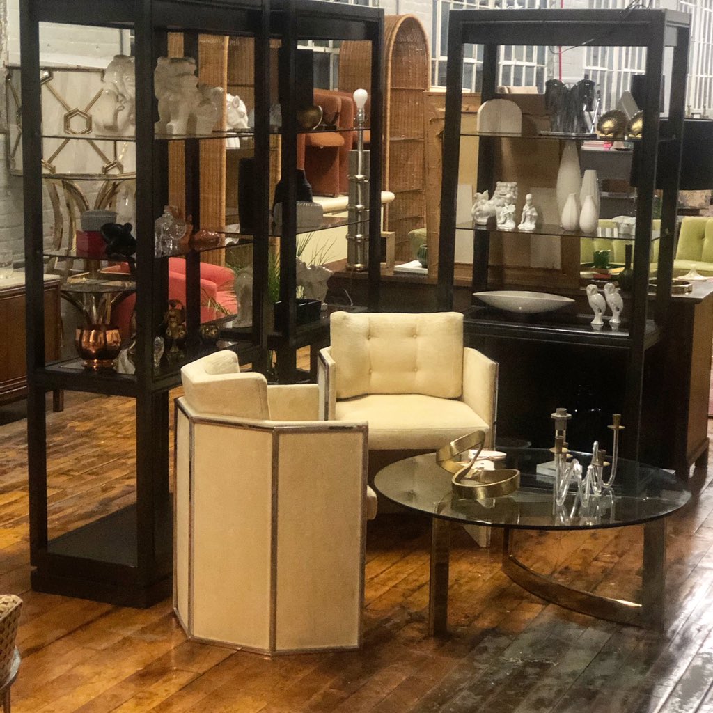 StudioTwentyTwo's tweet image. Something special around every corner 💛

✨Studio Closeout Sale✨
12/19 + 12/ 20
10 to 7
Appointment Only // Link in bio
Cash ONLY Sale 

#vintagemodern #midcentury #midcenturymodern #hollywoodregency #furniture #interiors #vintage #ShopSmall #Boston #MA #Brimfield