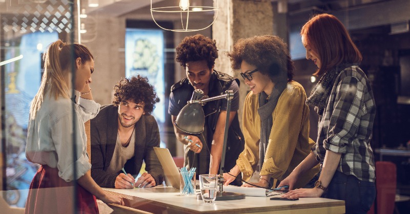 KeepItSafeNL's tweet photo. We blikken namens u terug op enkele van de grootste cybersecurity-verhalen die het afgelopen jaar de voorpagina's haalden. De Cybersecurity-nieuwsbrief met een terugblik op 2020 is officieel online 👇