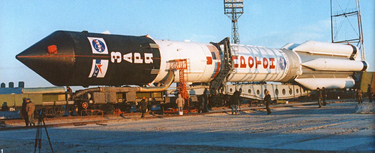 Les États-Unis se rendront très vite compte qu'avoir un pays qui possède des technologies qu'ils n'ont pas, et qui a une main d'œuvre peu chère (à cette époque beaucoup des russes étaient payés avec ce qu'ils fabriquaient, par manque d'argent...) est un immense avantage.