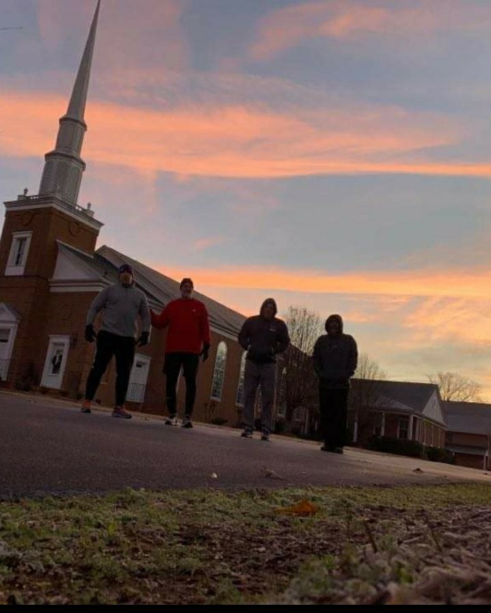 jamiejones9292's tweet photo. #F3Catawaba 

#LetsRoll 
R3
Relocated
Refocused 
And
Regrouped 
#LookThatUp 
He who let's Him Impower You
Will bring spirit into your soul for Motivation
We Will Never Leave anyone behind 
And The Core Principles will not be modified
Leaders Leading Leaders in a Rotating Fashion https://t.co/jhE8g0pSaA