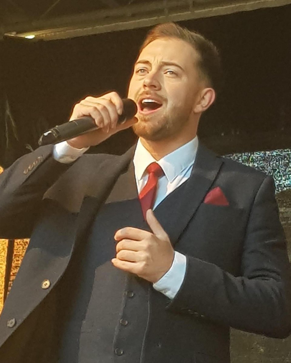 StevePrescott1's tweet photo. We have four supertalented musicians who are taking part in @SPFCHARITY Sing A Gram! Put a smile on ur loved ones face, perfect for special occasion! Details here https://t.co/M9w4DxjV82 @tomloughlin7 #JackBennett #OliviaParr #DanniBritch make someone’s day send a #SPFSingAGram https://t.co/2aqTsSHBla