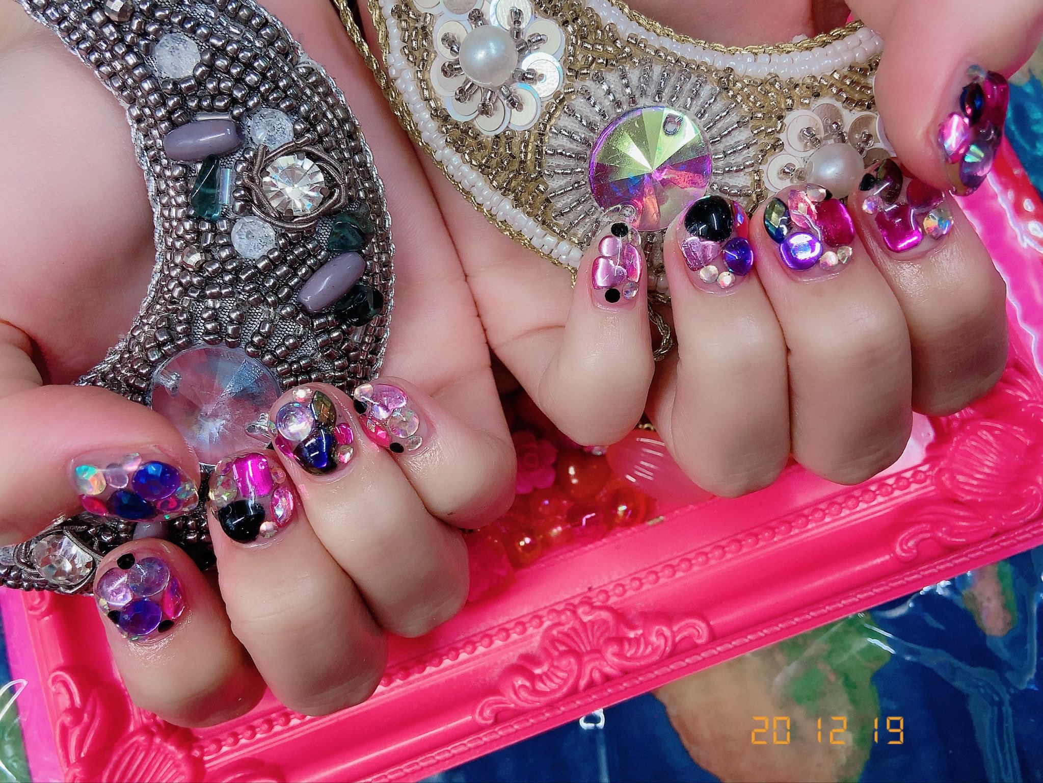 Kedakaiネイル En Twitter 夜の街の宝石箱 気高いネイル T Co 2j0izojjll Twitter