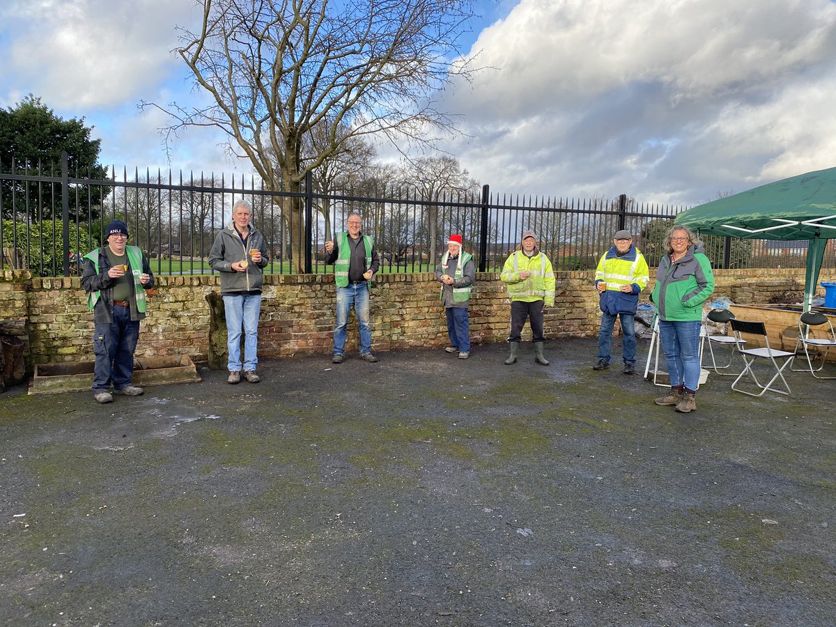NGPFriends's tweet photo. Thank you Andrea Ku & Ali Horton @B4Biodiversity for gifting #FoNGP volunteers some lovely bee balms for their hard working hands, made from wax from Andreaβs beehives across Liverpool. Details of balms on flyer #LiverpoolBeeBalm #BeeWorkersToKeyworkers #NorrisGreen https://t.co/RY4C7qWCBy