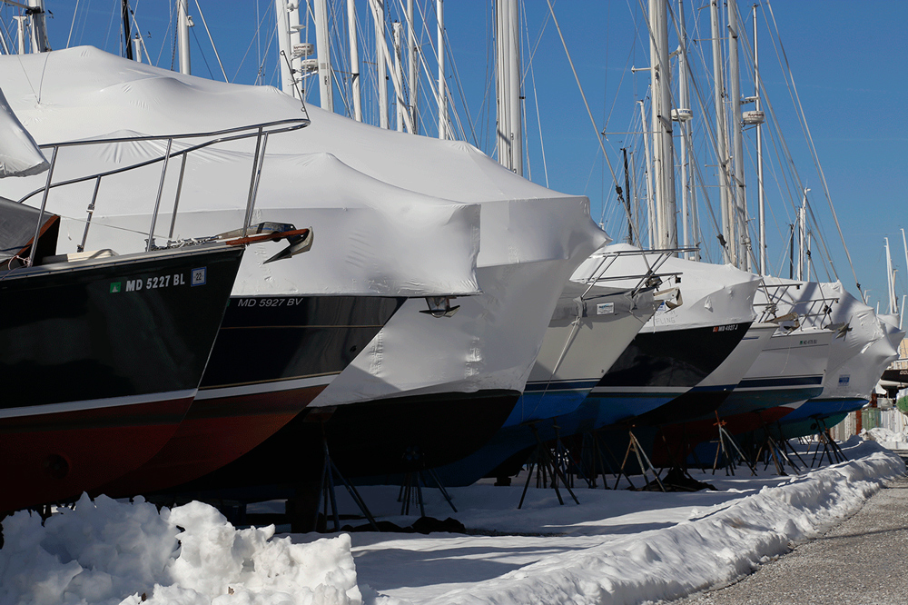 MyVoyagers's tweet photo. Every year as the weather grows colder, boats everywhere across the country get put into boat storage until the season begins once more. Are you new to boat ownership and storage? We've got you covered. Find out which type is best for you:  https://t.co/RuQCbr6KzI #boating #FL https://t.co/t22ZVuBNG2