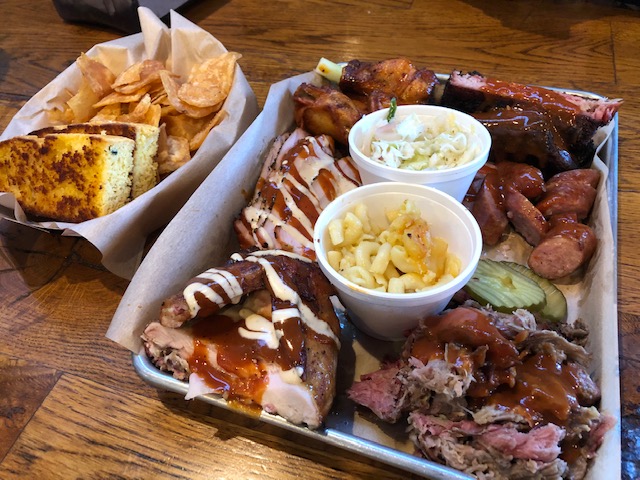  @BrettKollmann was a  @seniorbowl rookie like me and we agreed to meet when he got there. We talked football over this plate of BBQ for 2.5 hoursBy the end of the week we hadn't run out of things to say. He looked at me and said "You're it. We're gonna start a podcast" so we did