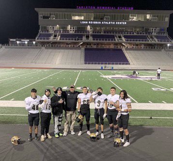 CoachJG00's tweet photo. Round 3‼️☠️Blackshirts☠️ Out for 🩸‼️‼️ Proud of these young men. OLBs #TEW #fullenstrong 1-0 https://t.co/3Hb01EFQZG