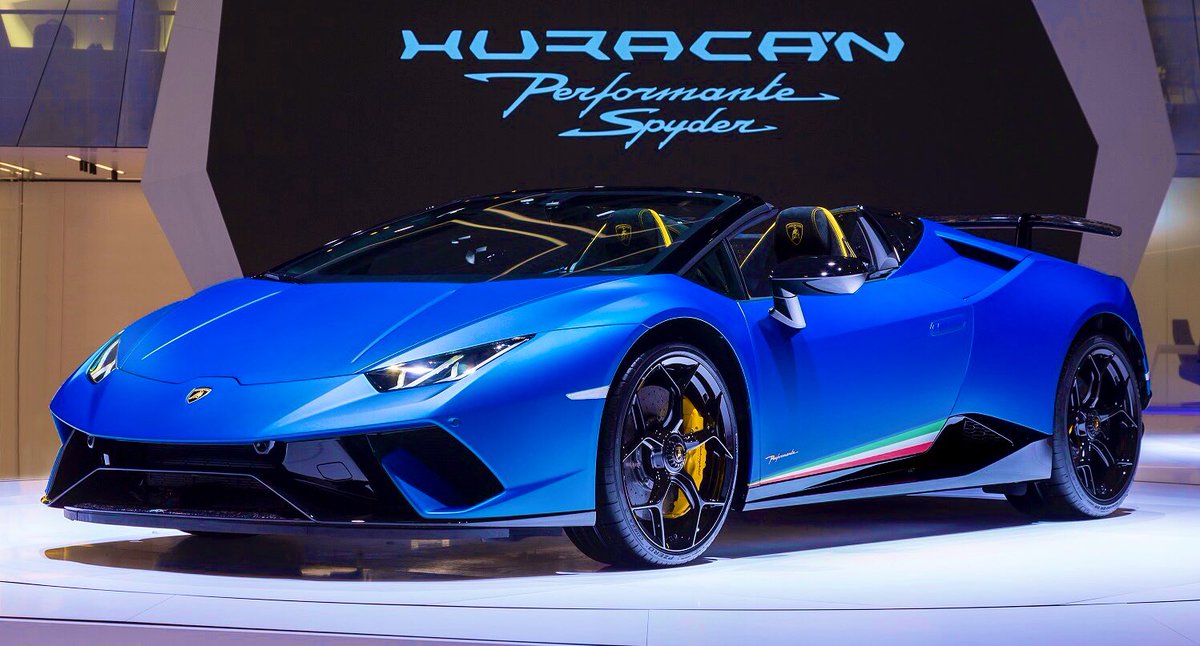 Darkman89's tweet photo. #Lamborghini #Huracán #Performante #Spyder Cabriolet Bleu Métallisé, une Somptueuse Voiture Italienne 🇮🇹 de Grand #Luxe Au #Design Iconique, Propulsé Par un Moteur d’une #Puissance de 640CV, Qui Atteint la Vitesse de 350kmh.
★★★

#SuperCars #luxurycars #Lambo🐃
#LifeIsAGame https://t.co/upP1jzgQdv