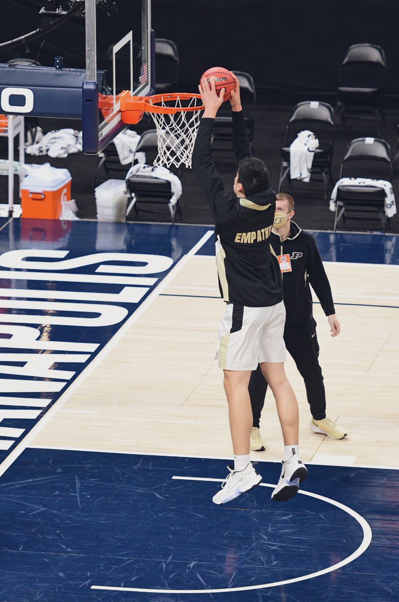 ISC_PU's tweet photo. Time to Takedown the Irish...

#BoilermakerFamily https://t.co/XYNoQVsZu8