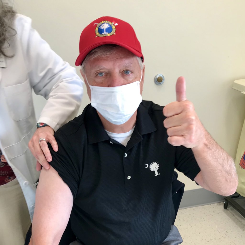 Lindsey Graham tweet media