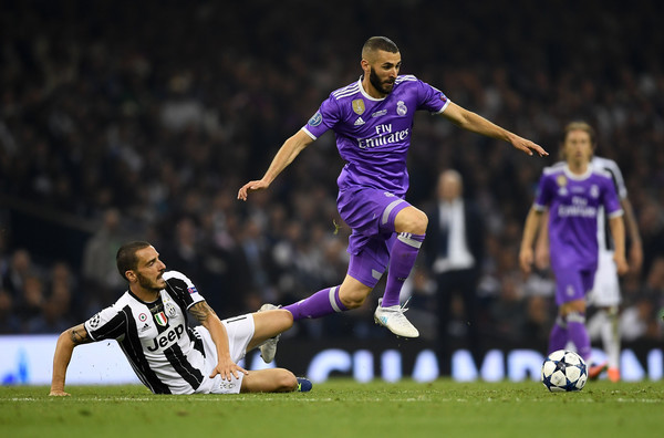 CHAPITRE 3 : Années 4 ETOILES