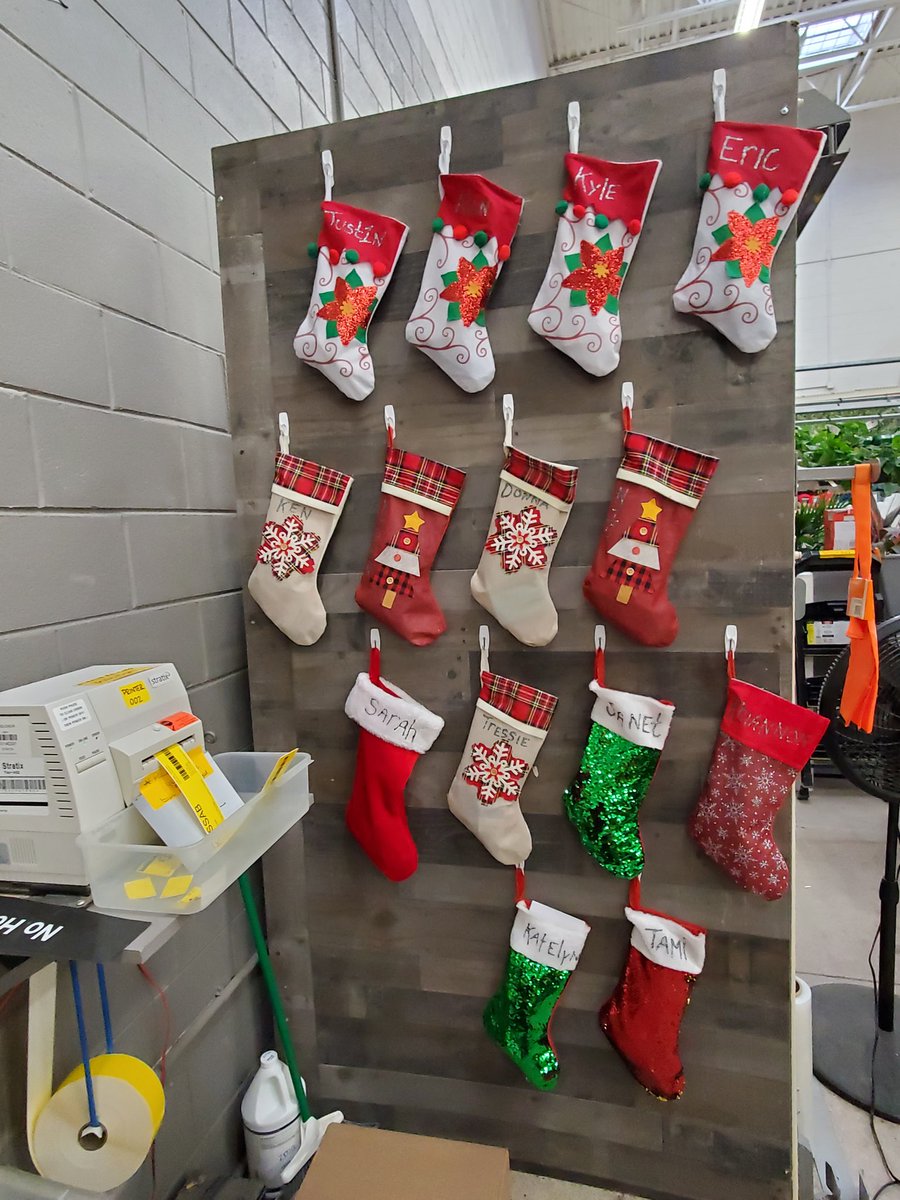 HO HO HO! Happy Holidays to the hardest working Sevice Department!! I have the best team EVER!!! <a href="/Diana_T_Tran/">Diana Tran</a> <a href="/AnnaMaeFlower87/">Anna Moreno</a> <a href="/commerceHD/">Commerce Home Depot</a> <a href="/McFarrenGary/">Gary McFarren</a> <a href="/MelissaJarret13/">Melissa Hartsell</a> @TheClanMcClain <a href="/Iafano86/">Joey Iafano</a>