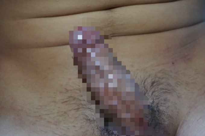 彼女のNTRテープと中出しされた画像を犯した人から送られてきました。悔しいですが、興奮しています同じ性癖持ってる方いらっしゃいますか？  A kinky guy become horny while listening