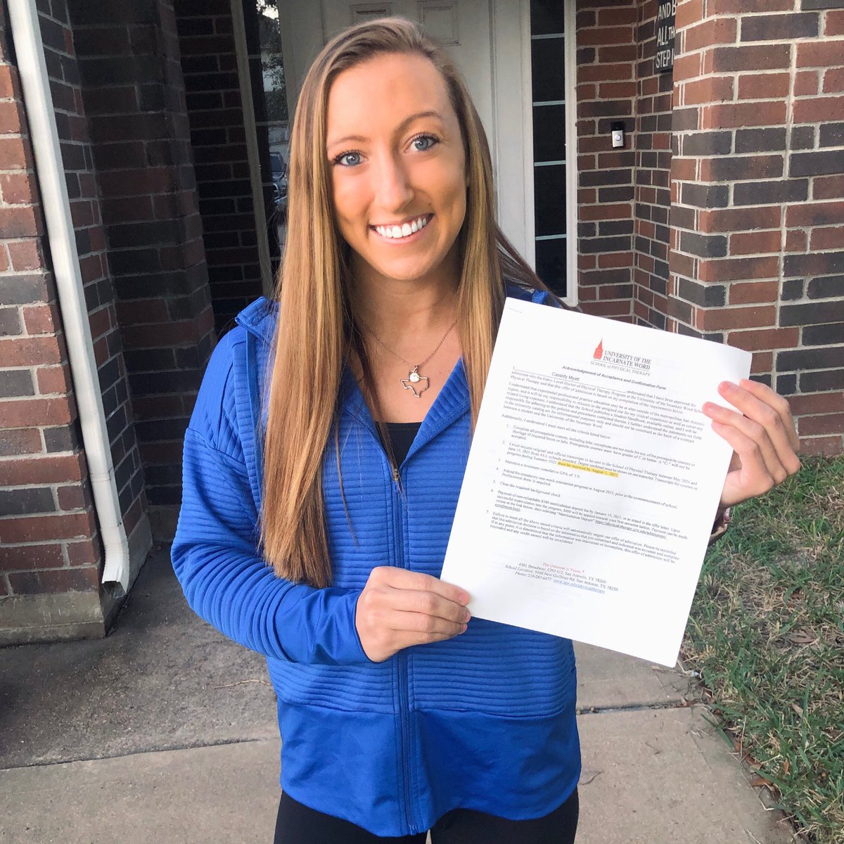 KentuckyCheer's tweet photo. She’s headed back home to the Lone Star State! 🤩🤠

Congratulations to @CassidyMyatt on getting accepted into PT school! We wish you the best of luck and we’re so proud of you! 😼💙 #WeAreUK #TheKentuckyRoad https://t.co/C2gUVWGRan