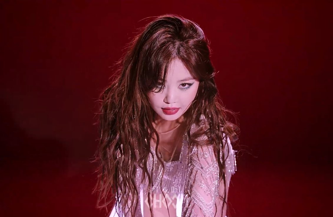 hoefors00jin's tweet photo. WHO IS THE BEST DANCER OF 4TH GENERATION? ITS SEO SOOJIN. SAY IT WITH ME. SEO. SOOJIN. 

#SOOJINAOTM #GIDLE @G_I_DLE #여자아이들 https://t.co/3nfoZ3WkX3