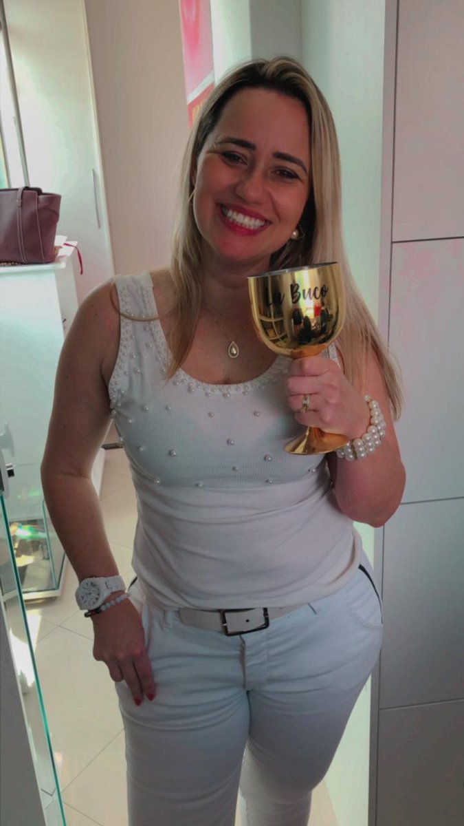 bucodonto's tweet photo. Meu aniversário foi incrível, agradeço muito a Deus por todo o carinho, são pessoas maravilhosas que guardo no meu coração.
Que Deus abençoe a Todos!
Obrigada a Todos!
Dra. Luciane Buco https://t.co/j4PrWSWoFb