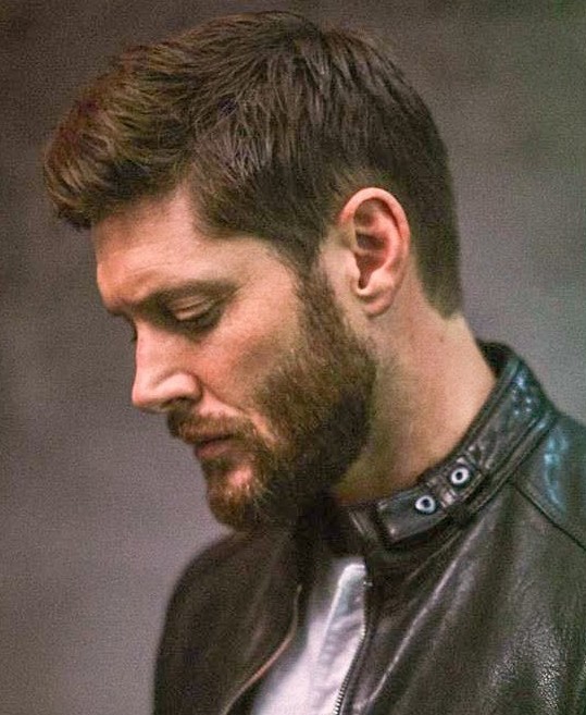 Dean Winchester/Jensen Ackles as puppies. The thread.