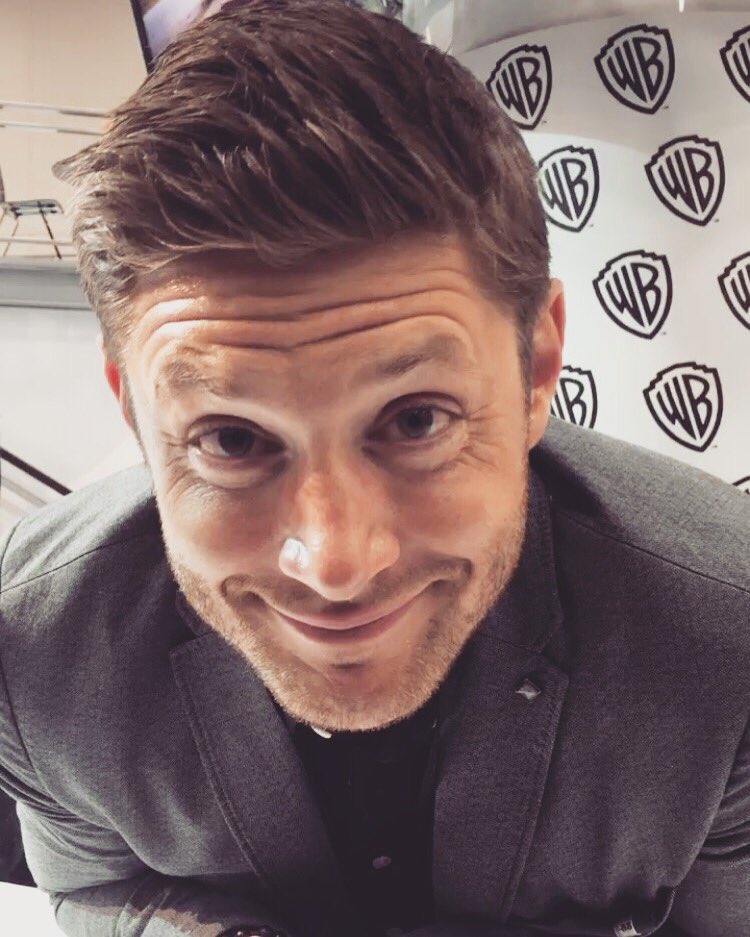 Dean Winchester/Jensen Ackles as puppies. The thread.