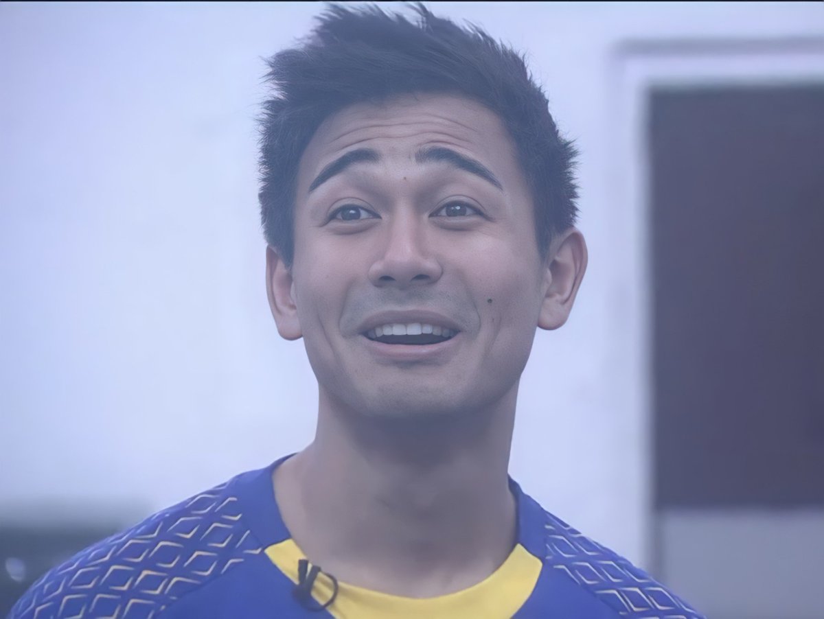 ChicoPics's tweet photo. Grabe hindi ko napigilang lumuha kanina nung nakita ko yung reaction ni Chico habang kausap niya father niya 🥺

#PBBConnect2ndWEEKLYtask https://t.co/cUwjP9e7Ld