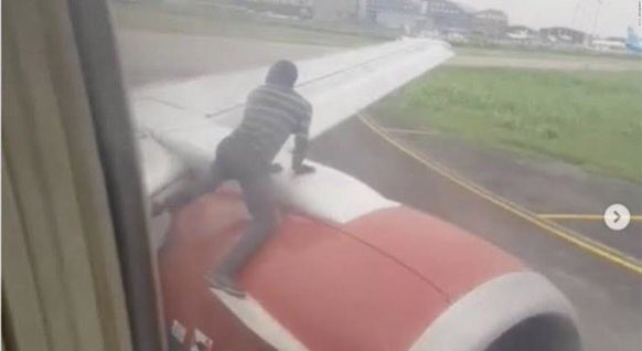 maurice_ldn's tweet photo. Me escaping the country before tier 10 strikes https://t.co/18Dk59IF9t