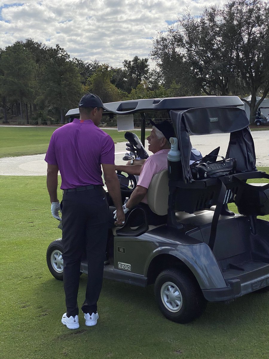 Nice moment between Lee Trevino and Tiger. 

Trevino: “Now you know how your daddy felt. He was so proud of you.” 

The feels. All of them...