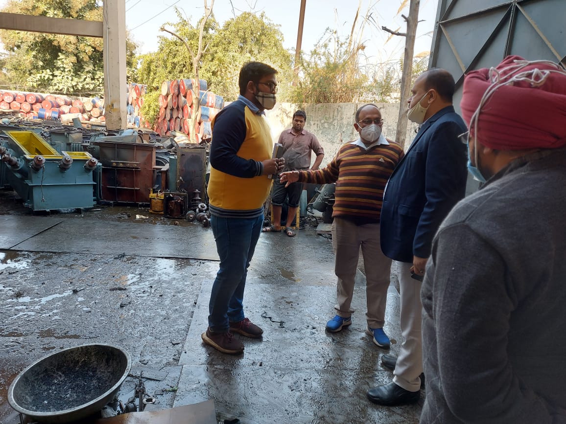 Inspection of Bulandshahar workshop by SE Workshop Meerut, instructed to concern for quality repair of damaged transformer &amp; checked records.
<a href="/MdPvvnl/">MD Pvvnl</a> <a href="/SEworkshopPVVNL/">Pankaj Agarwal</a>