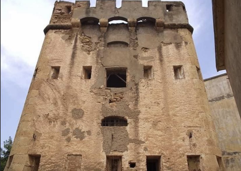 Parmis ces villes il y a celle de Kolea ville fondé par Hassan Pacha pour accueillir les andalous au 16e siècle, ils ont fait prospéré leur ville et ont apporté leur propre empreinte Luis del Mármol Carvajal la decrit comme une ville peuplé de majorité d'andalouse