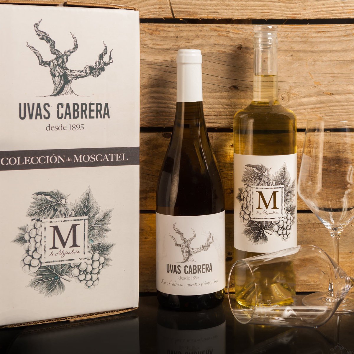 Uvas Cabrera (@uvascabrera) on Twitter photo Regala producto local!!!
En el estuche Colección Moscatel te ofrecemos un Moscatel Seco, <a href="/UvasCabrera/">Uvas Cabrera</a> y un Moscatel Dulce, <a href="/MdeAlejandria/">MdeAlejandria</a>
Un detalle perfecto para estas Navidades 🥂
mdealejandria.com
#UvasCabrera #MdeAlejandria #Moscatel #ColeccionMoscatel Regala producto local!!!
En el estuche Colección Moscatel te ofrecemos un Moscatel Seco, <a href="/UvasCabrera/">Uvas Cabrera</a> y un Moscatel Dulce, <a href="/MdeAlejandria/">MdeAlejandria</a>
Un detalle perfecto para estas Navidades 🥂
mdealejandria.com
#UvasCabrera #MdeAlejandria #Moscatel #ColeccionMoscatel