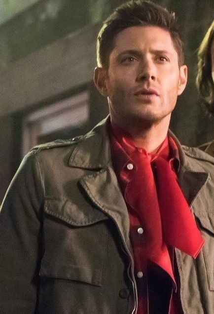 Dean Winchester/Jensen Ackles as puppies. The thread.