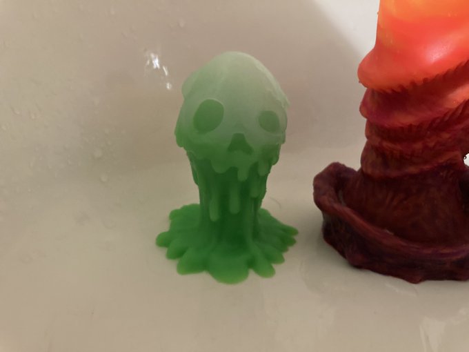 James84389’s pics and videos