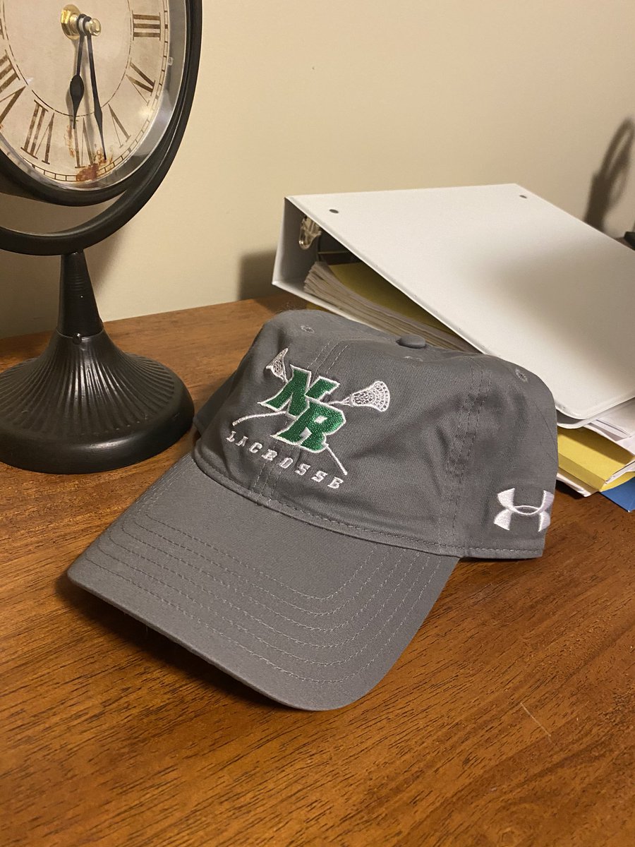 thisisigg's tweet photo. I canβt wait to start being the head coach of these guys! Season is right around the corner! #BattleEveryday https://t.co/c1fjpMacDP
