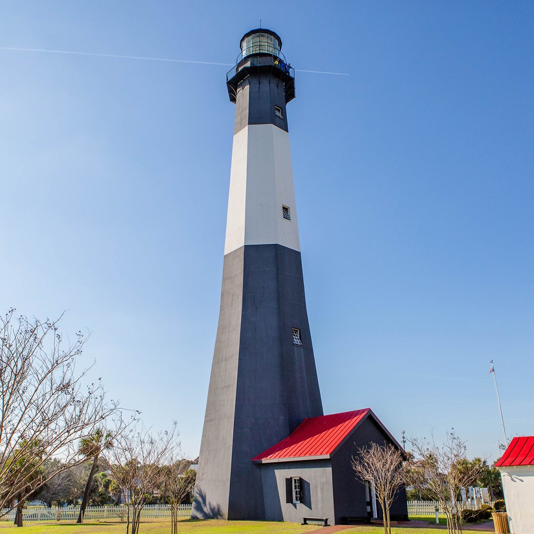 Set out to Tybee Island for the day. Tag a friend below who'd love to join!
#VisitSavannah https://t.co/JTjDu9H3Be