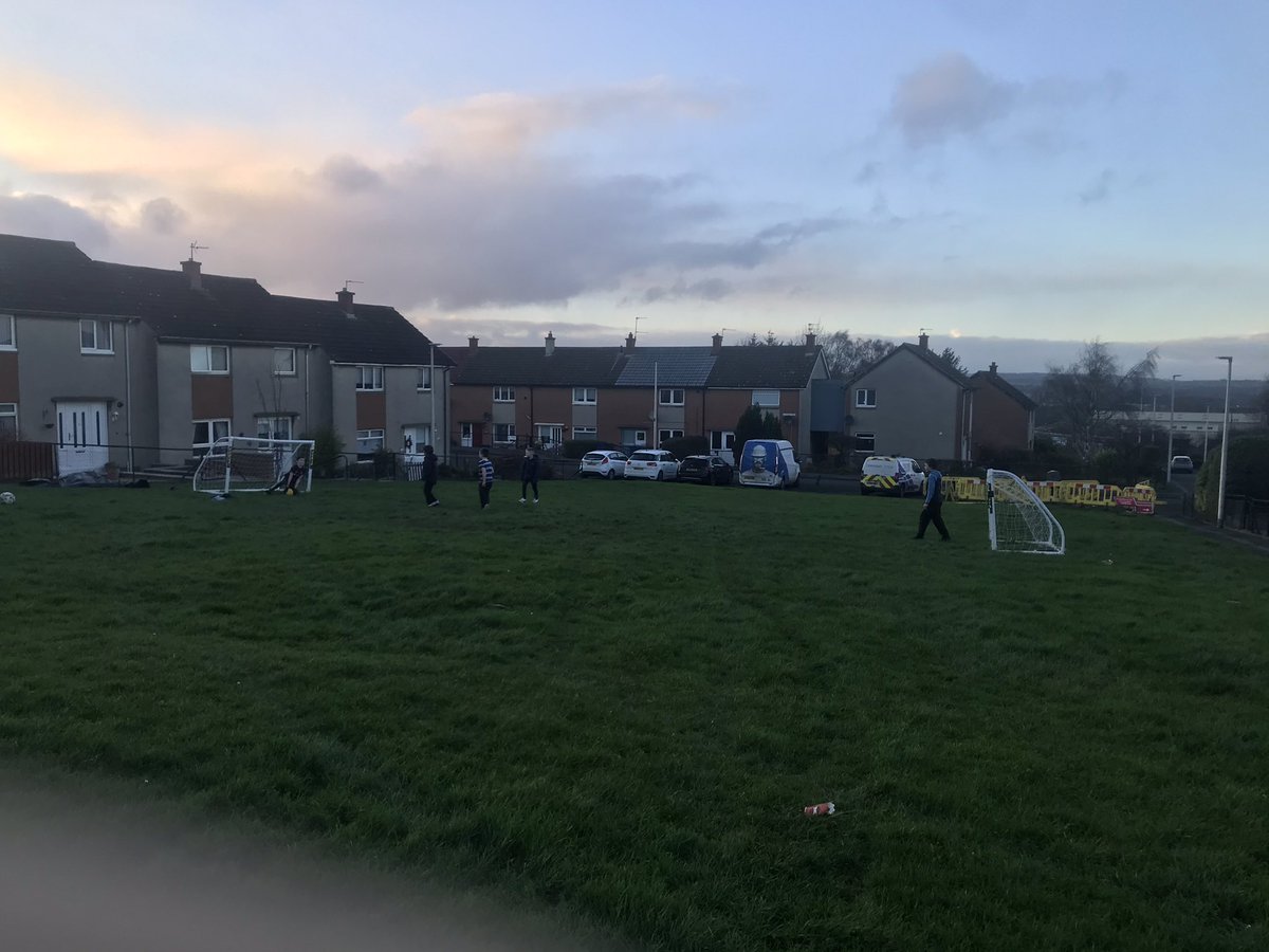 EasthousesYFC tweet media