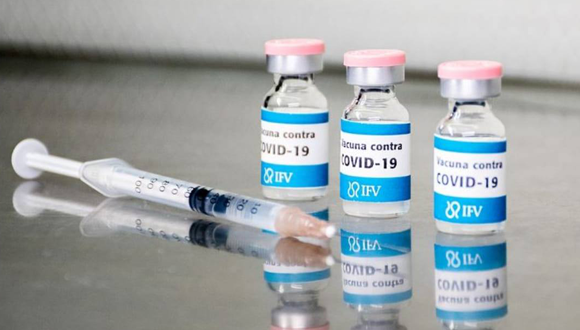 DrRobertoMOjeda's tweet photo. En #Cuba la Ciencia y la Innovación no se detienen. El candidato vacunal #Soberana02 del @FinlayInstituto en fase II del ensayo clínico, lo que puede permitir que en el primer semestre del 2021 #Cuba cuente con una vacuna contra la #COVID19. #CubaEsSalud #VamosPorMás @DiazCanelB https://t.co/CYNAv37nmu