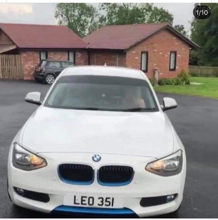 My mate and all round legend Barry Lee (yes that one) has had his BMW 1 Series stolen in Leamington Spa

Very distinctive with blue details and the Reg LEO 351

Please keep an eye out and report to the police if spotted

Shares / RTs etc greatly appreciated