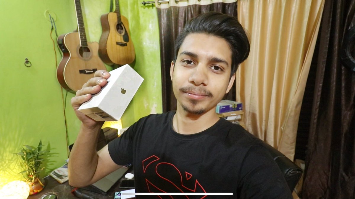 kaifi555's tweet photo. #Vlog21
One More @Apple Product
Vlog Link :-
https://t.co/Fc39WgVIqT https://t.co/6Afu6shedB