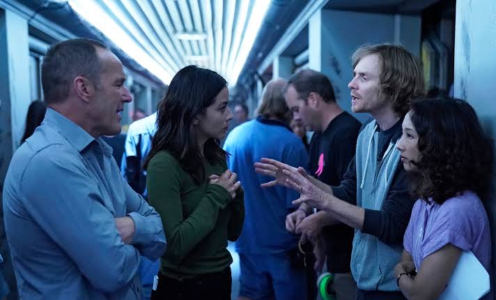 bbcndriscoming's tweet photo. Sonuçta kendileri benim en sevdiğim ve en underrated bulduğum dizilerden biri olan #AgentsofSHIELD 'ın yazar ve yapımcılarıydılar. Keşke böyle bir şey gerçekleşse.. https://t.co/hoaVOVwRoV