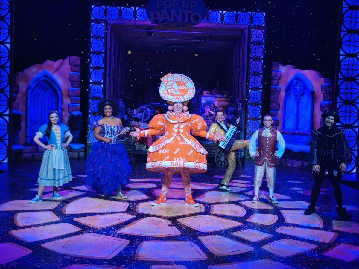 Big thanks to my cast mates <a href="/djwilliamsact/">Damian Williams</a>  <a href="/gemmasutton1/">Gemma Sutton</a> <a href="/lucasrush/">Benji Lucas Rush</a> <a href="/joetracini/">Joe Tracini</a> <a href="/JamesHarrisonMD/">James Harrison</a>  There was so much laughter, hard-graft, choreo and love. We were together such a short time but you guys have saved my year. For real. 2/2