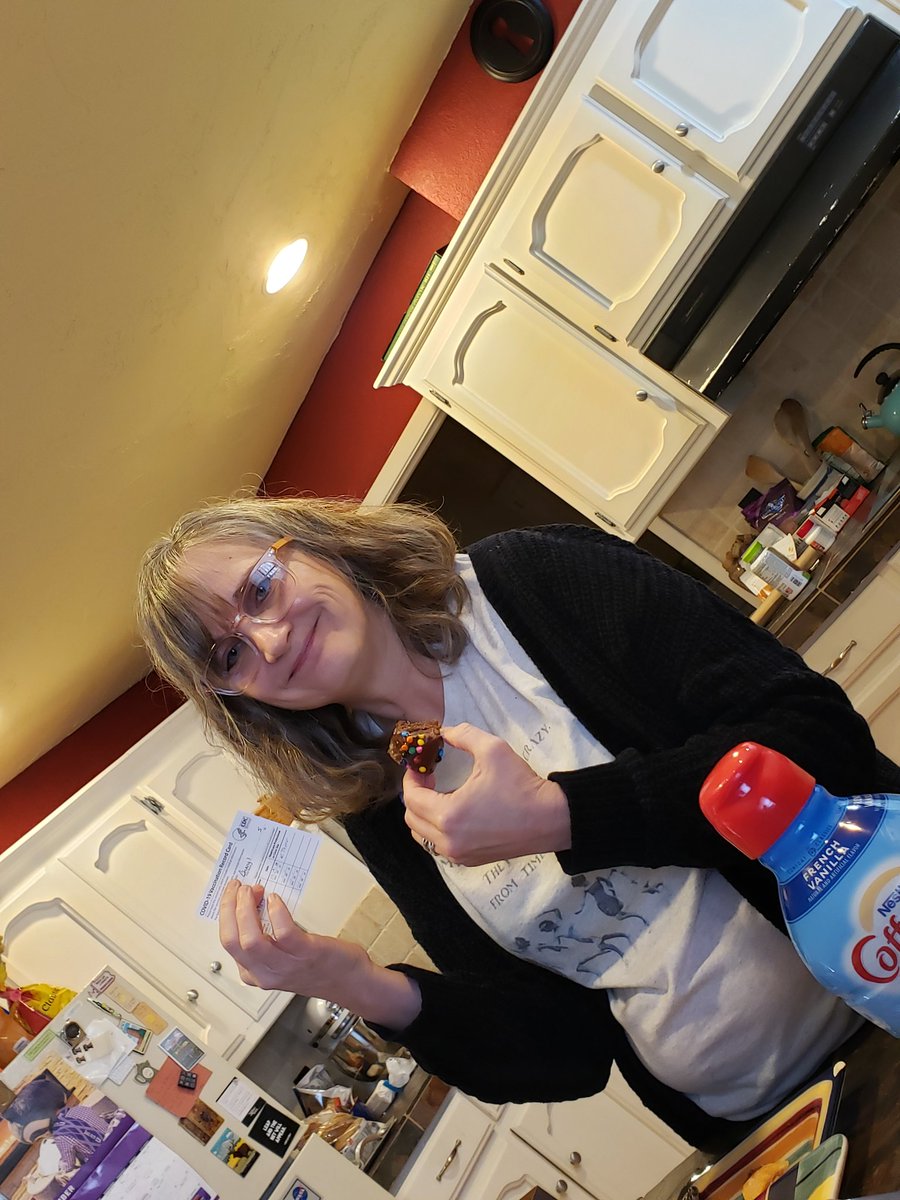 KathyEssmiller's tweet photo. Happy crying. Our #frontlinenurse got her vaccine today. Celebrating with treats from #hurtsdonutsokc. https://t.co/Vixik9ovFO