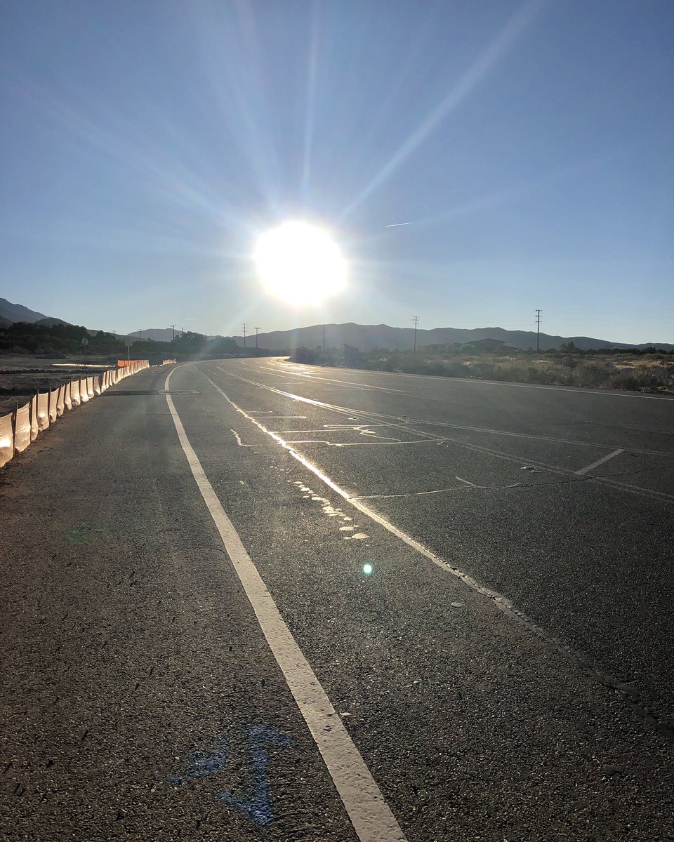 jmalet's tweet photo. I’m doing a winter break running challenge. My goal is to run at least 5 miles a day through January 3. Today, I started it off with a 10-miler.
#runningmotivation #running #runningismytherapy #runningcommunity #runhappy #monitorthebeat #saturdayvibes #saturdaymotivation https://t.co/ea82P4d2Ml