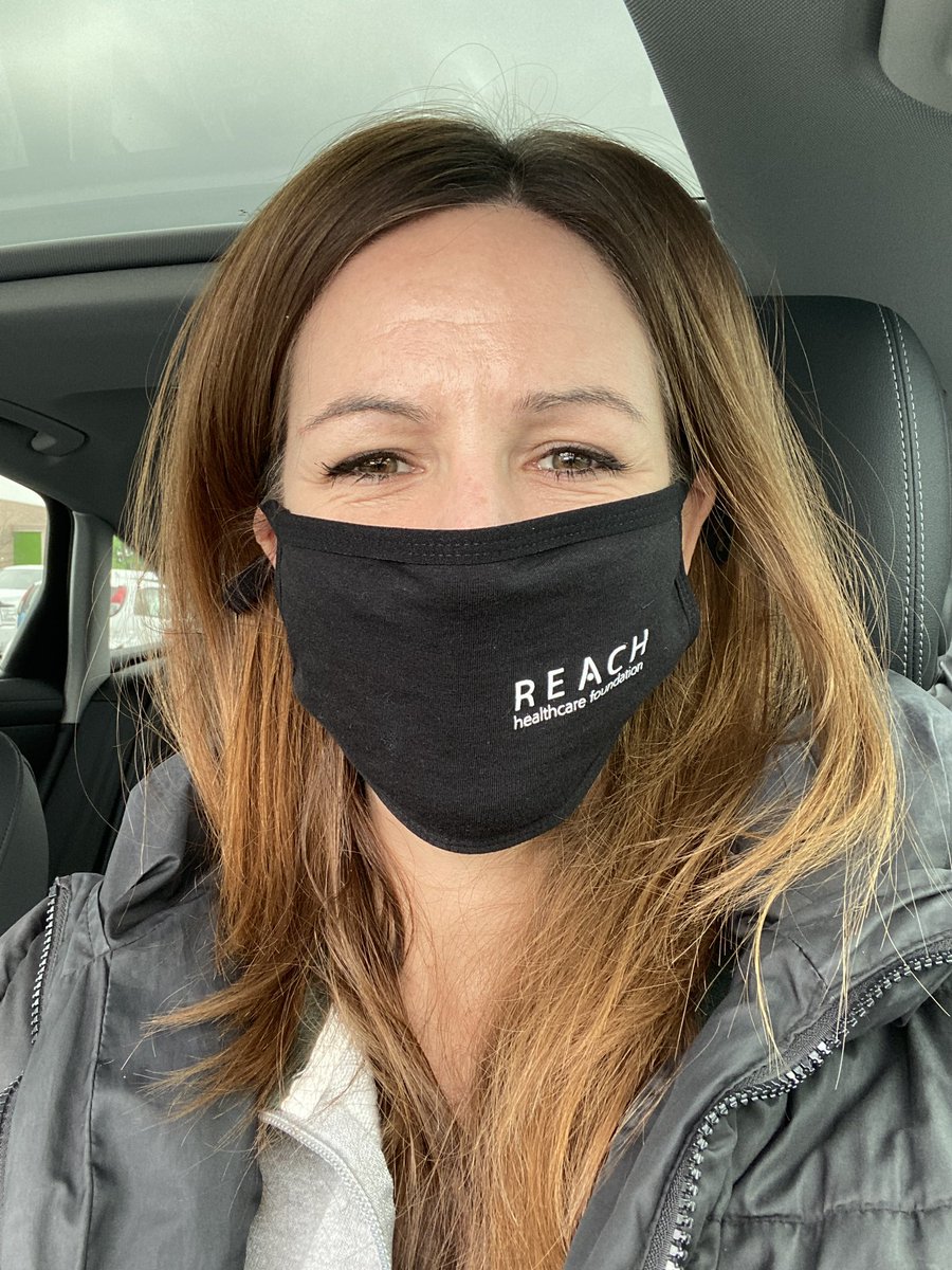 tondeelutterman's tweet photo. Doing some final Christmas shopping in my new @REACHHealthcare mask!  Thanks @sharpieblue!!! https://t.co/v4kY2WQ9UD
