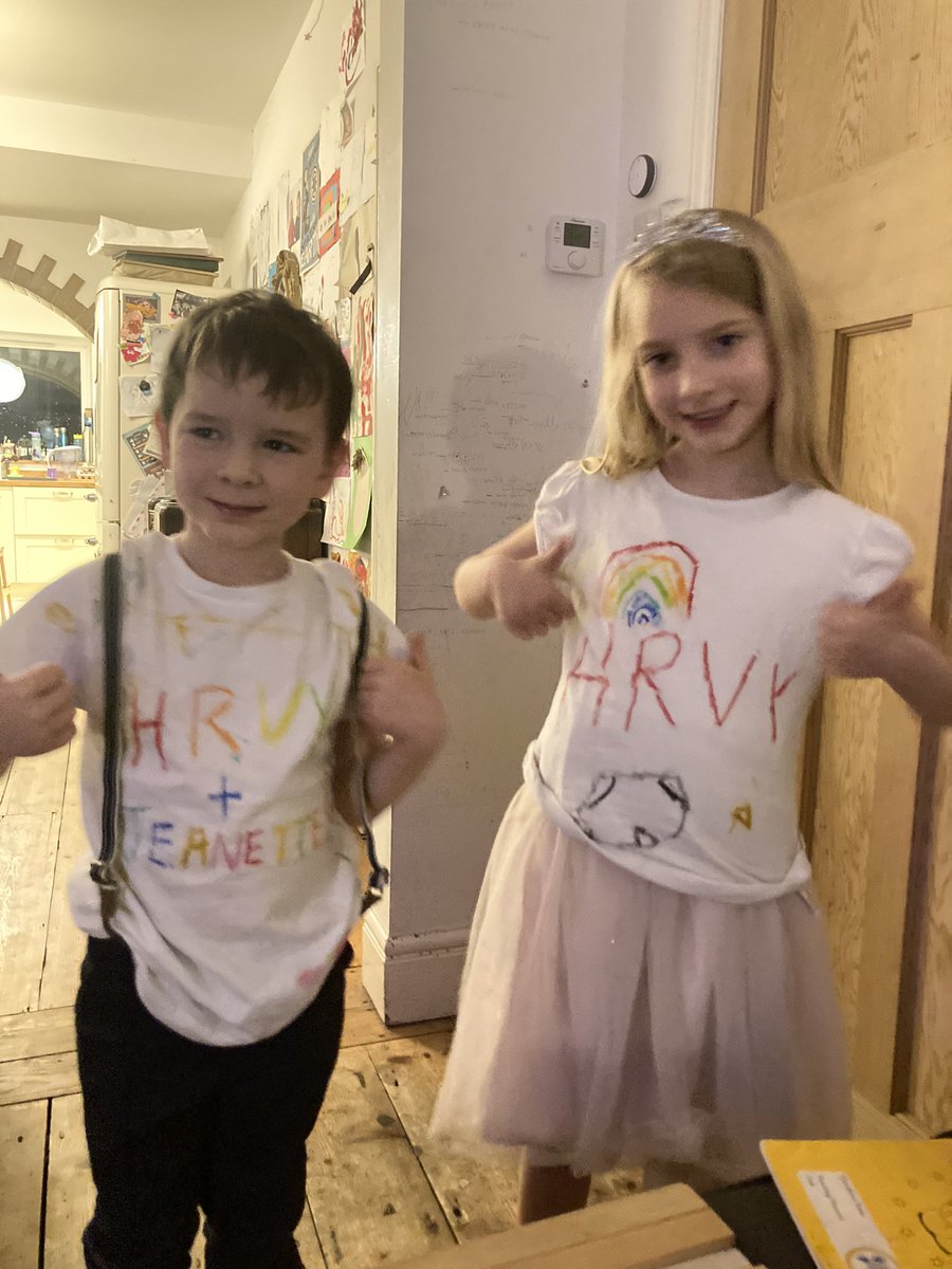 Dotty and Walter are routing for you <a href="/HRVY/">hrvy</a> and <a href="/JManrara/">Janette Manrara</a> #Strictly